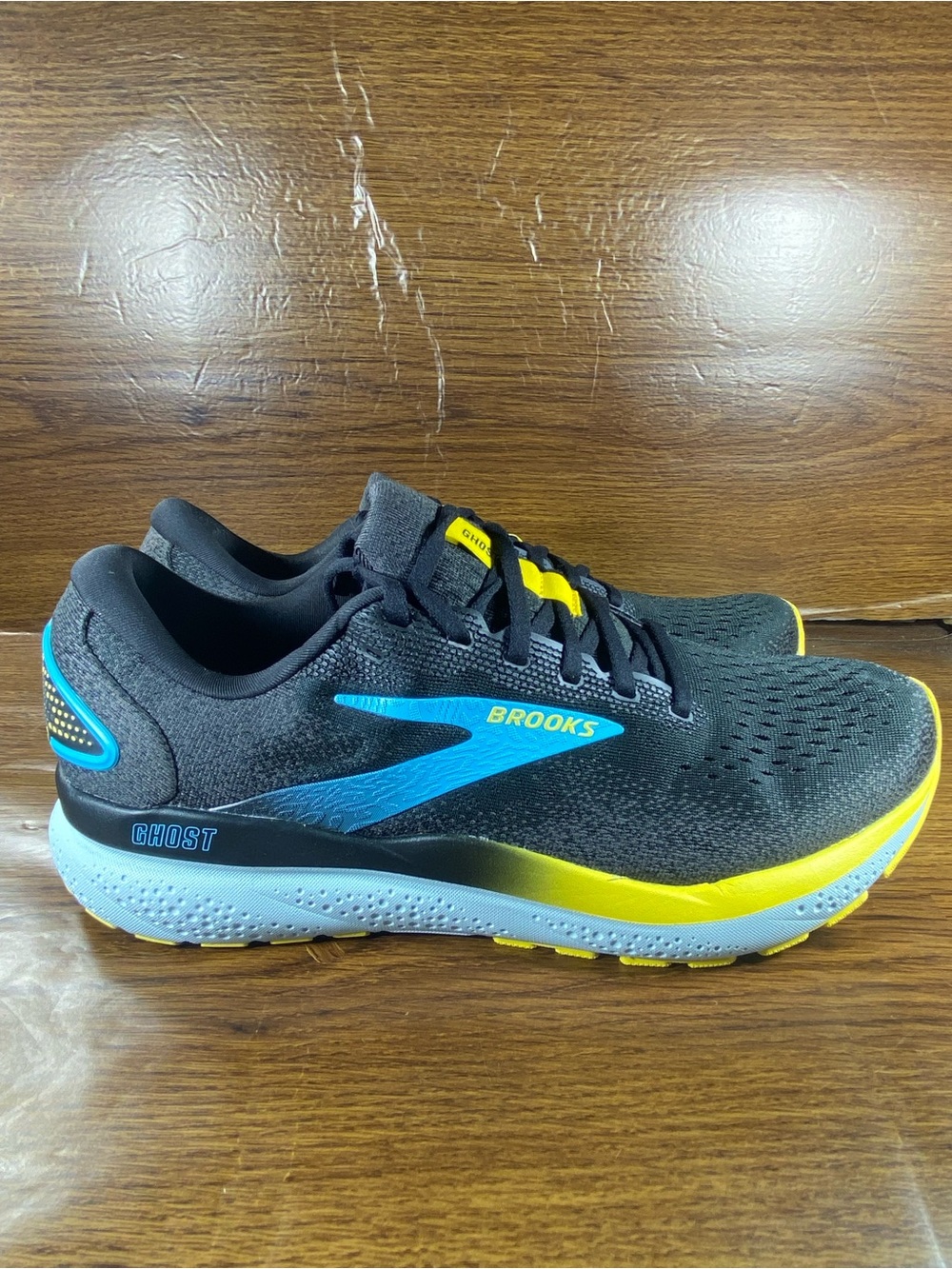 Brooks Ghost 16 Mens shoe size 11